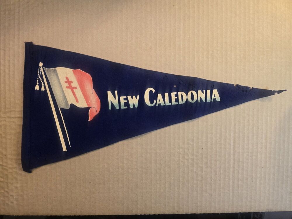 New Caledonia Felt Pennant World War 2 Era Pacific Island 15"x9.5"